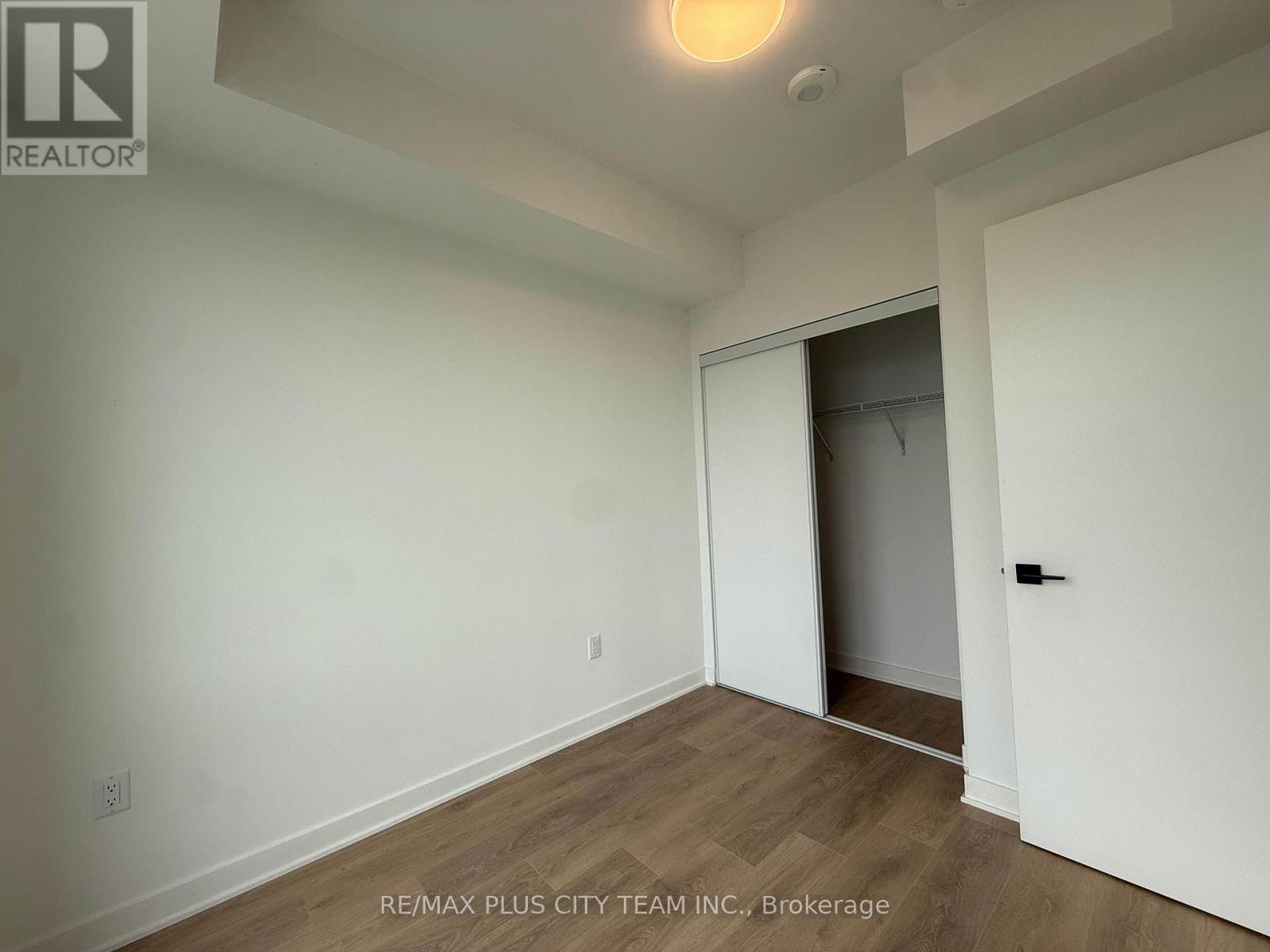 2110 - 1185 Dupont Street, Toronto, Ontario  M6H 0G5 - Photo 20 - W13102522