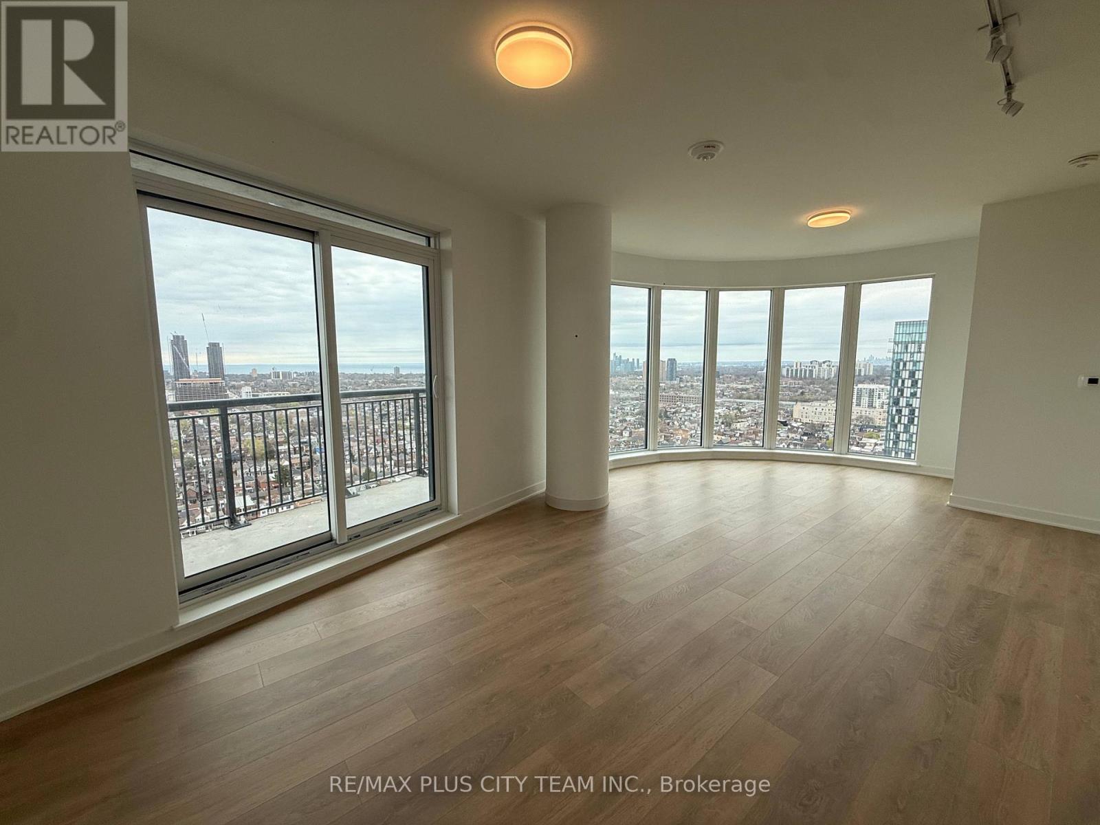 2110 - 1185 Dupont Street, Toronto, Ontario  M6H 0G5 - Photo 5 - W13102522