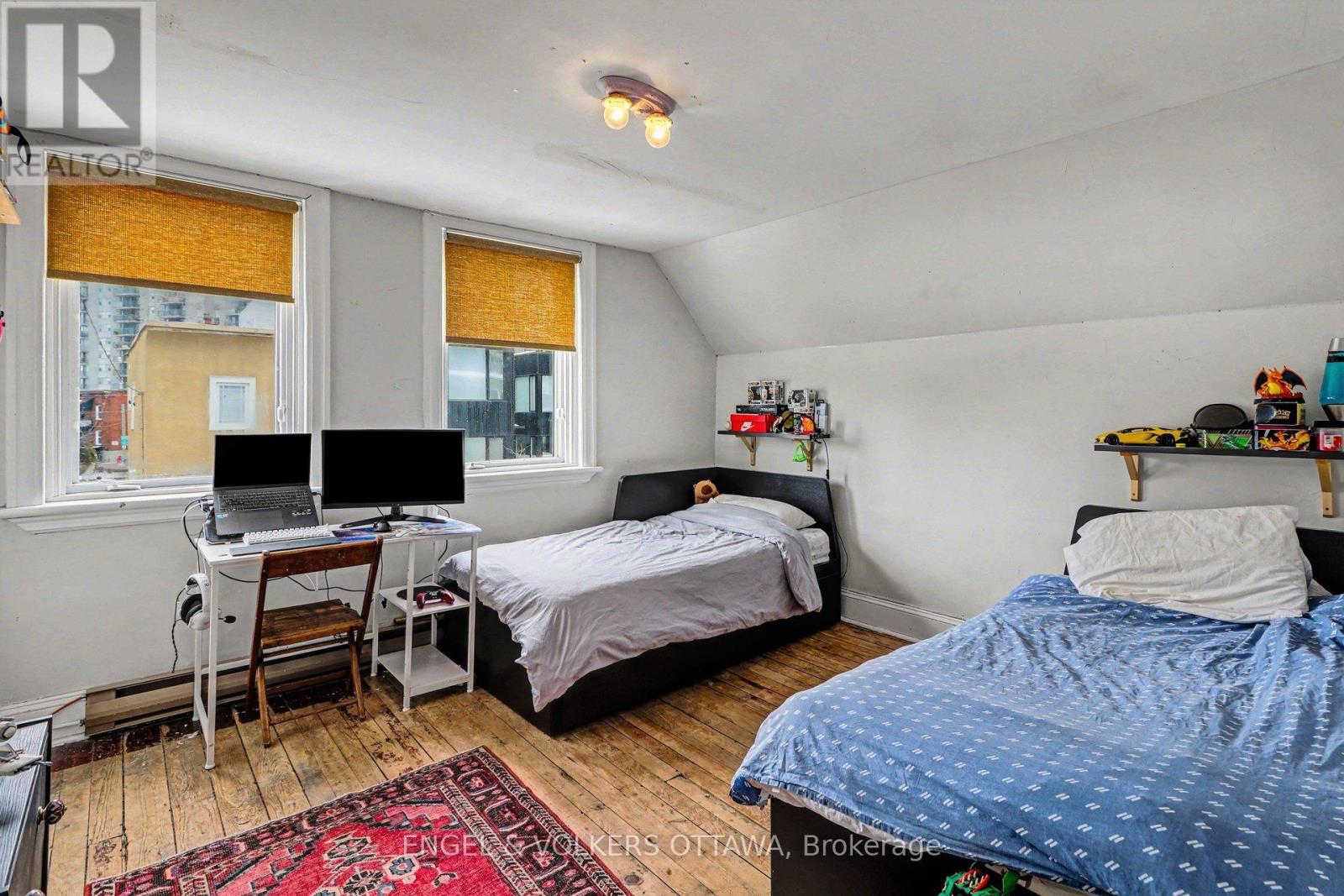 86 Pinhey Street, Ottawa, Ontario  K1Y 1T4 - Photo 14 - X12982512