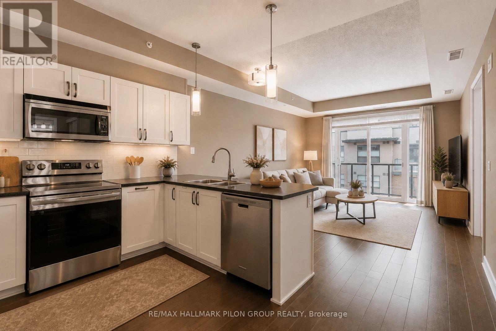 403 - 230 Titanium Private, Ottawa, Ontario  K1C 0C1 - Photo 2 - X12943428