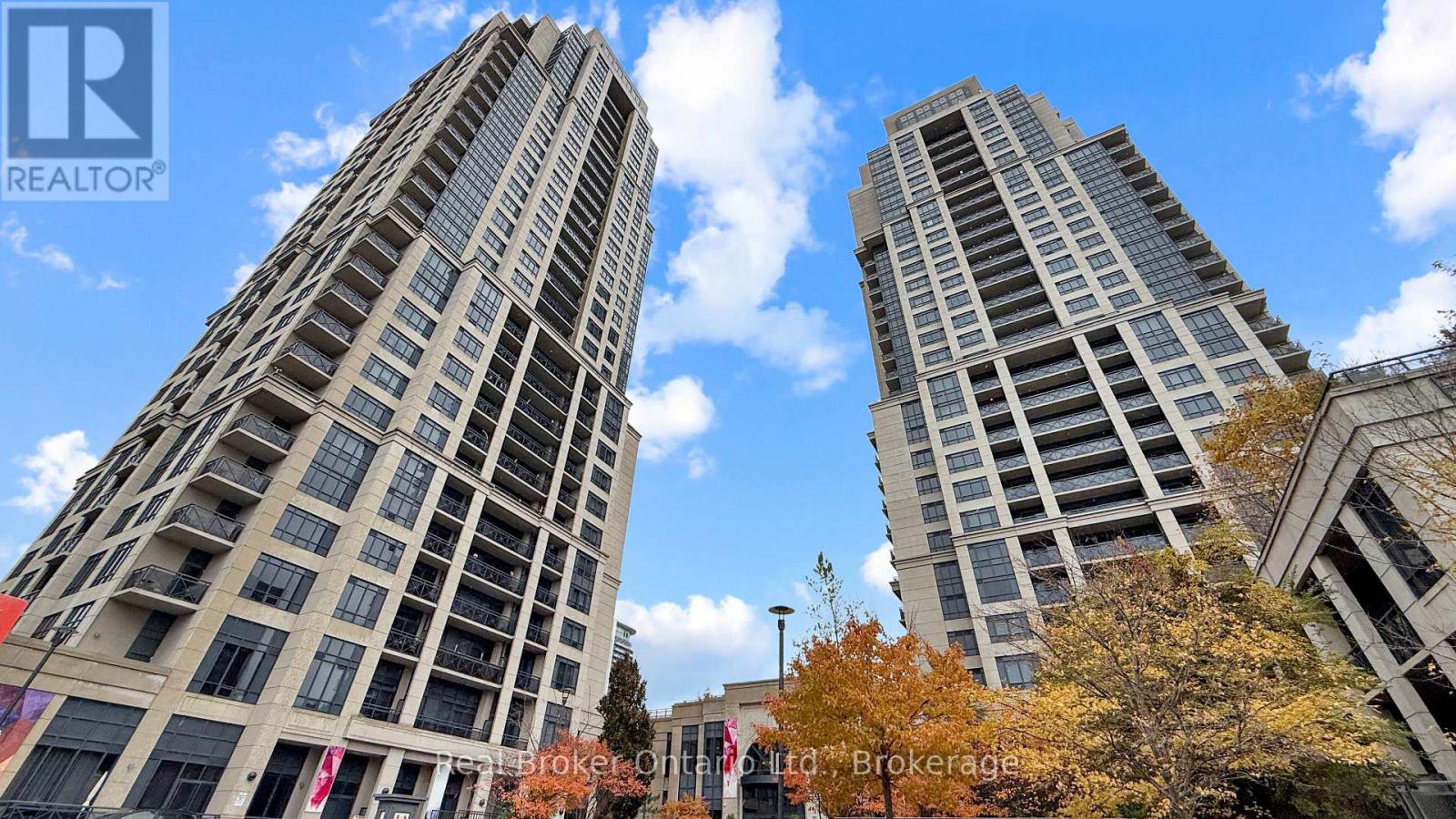 1724 - 2 Eva Road, Toronto, Ontario M9C 0A9 - Photo 2 - W13112858