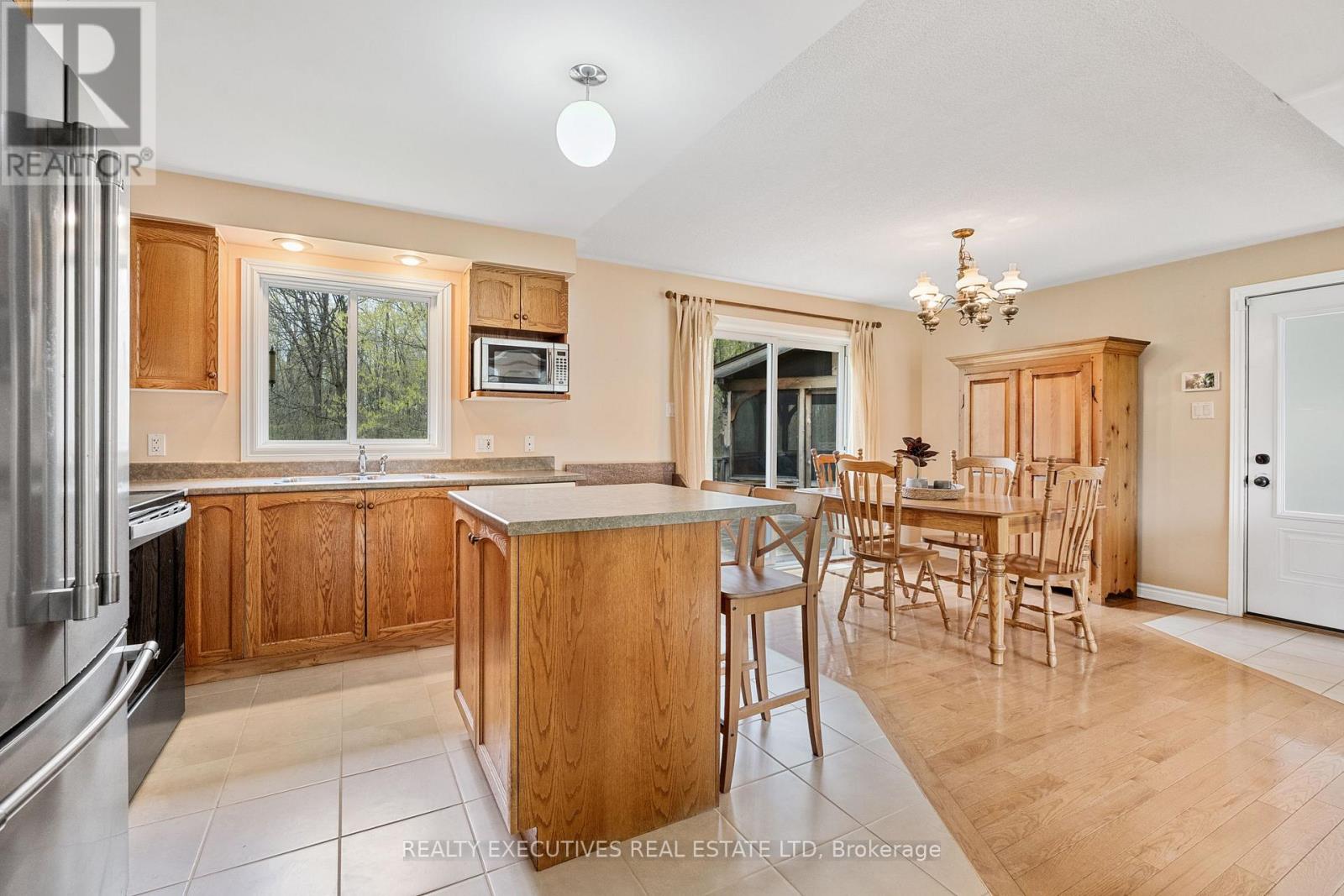 7645 Lawrence Street, Ottawa, Ontario K0A 3J0 - Photo 5 - X13112966