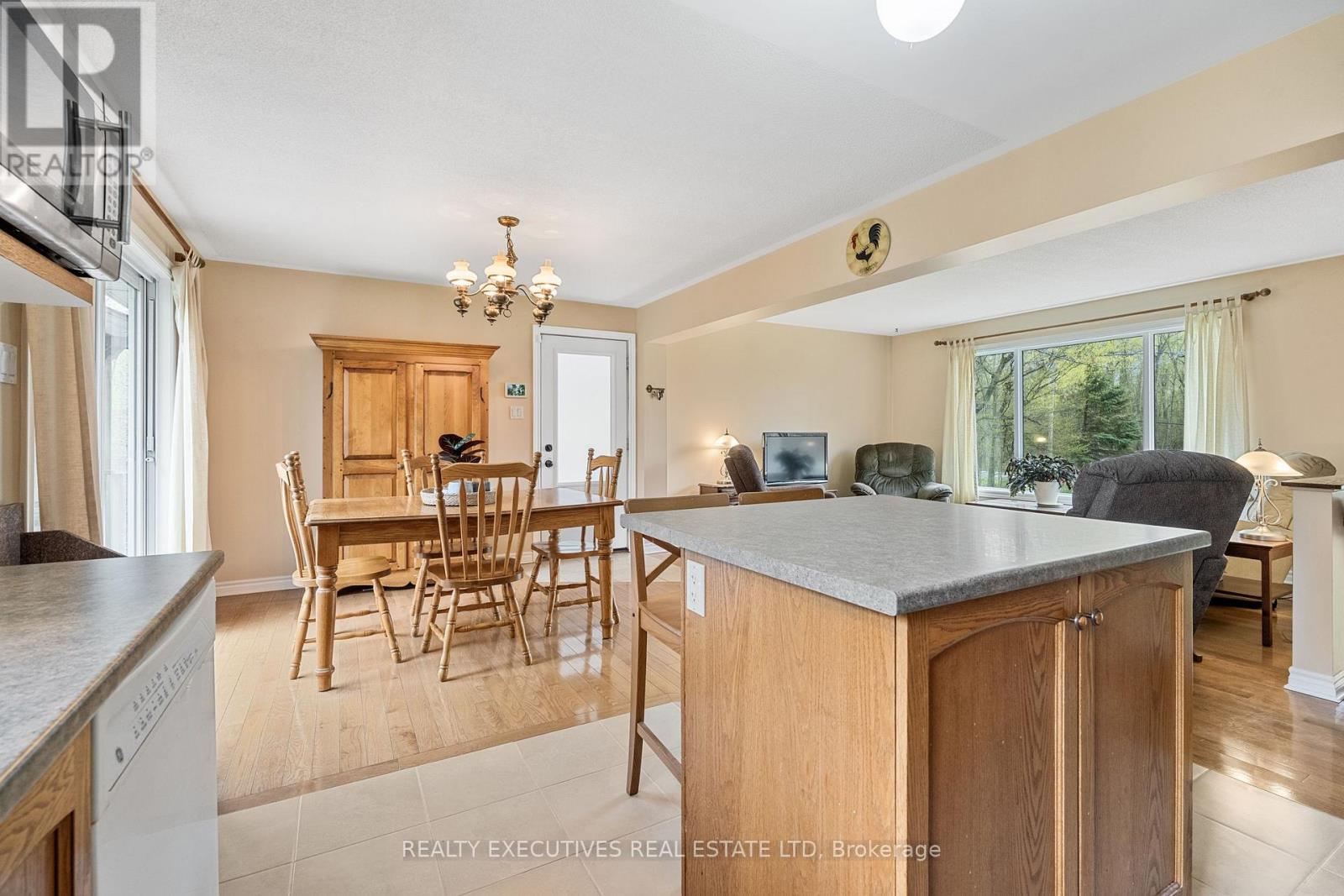 7645 Lawrence Street, Ottawa, Ontario K0A 3J0 - Photo 6 - X13112966