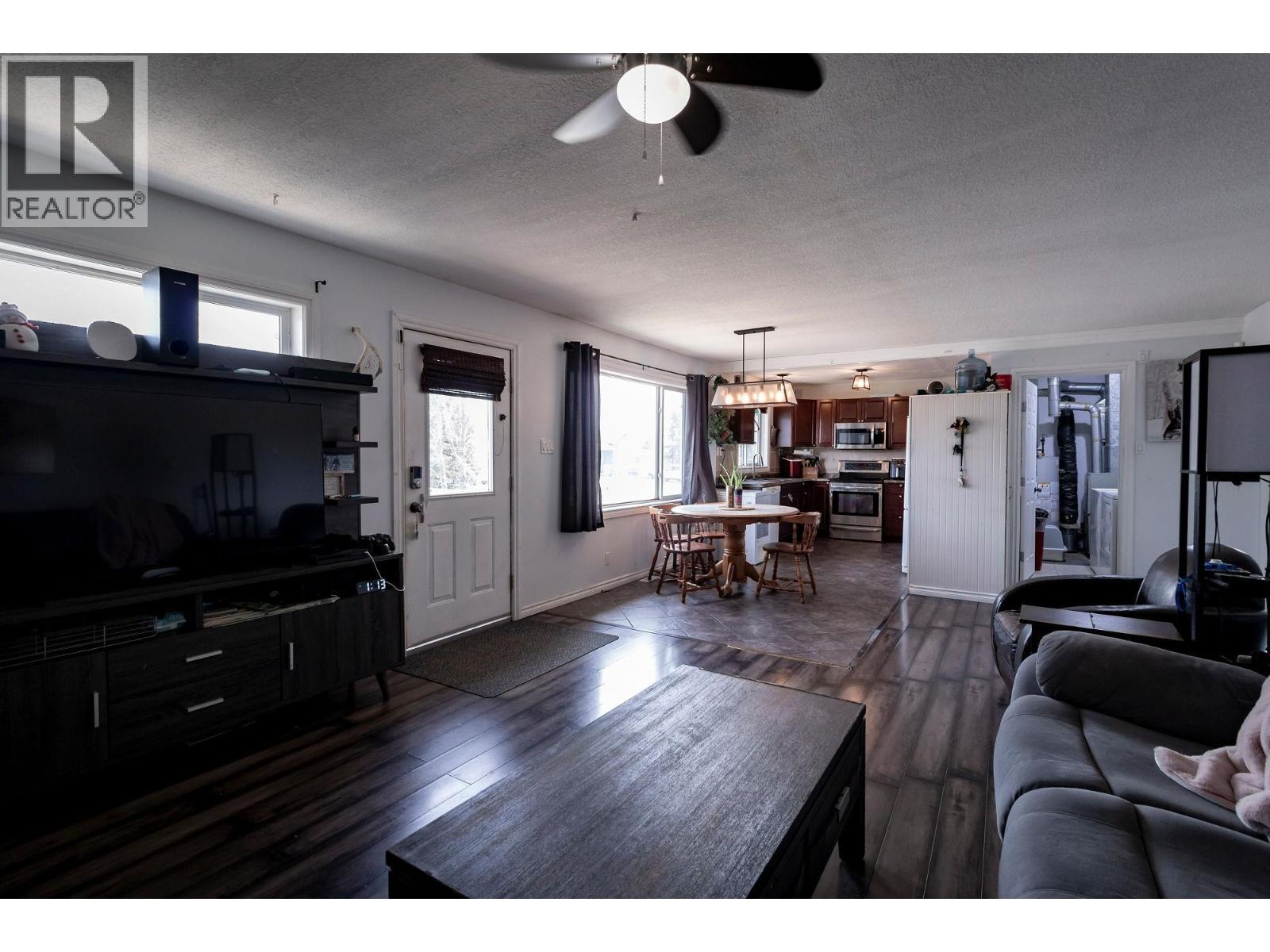 9016 77 Street, Fort St. John, British Columbia  V1J 3A6 - Photo 7 - R3122072