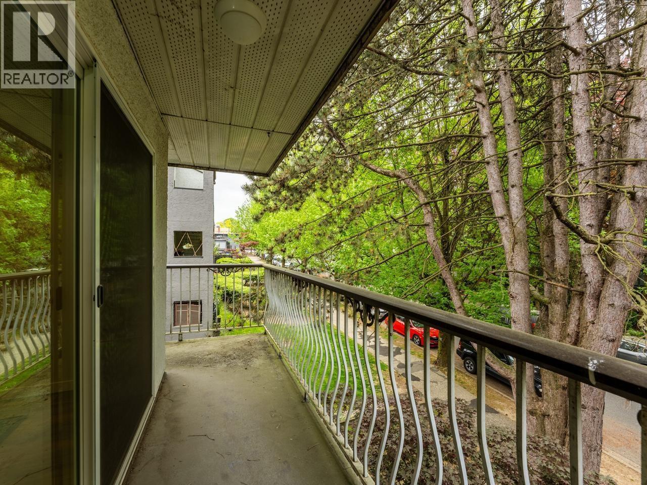 305 1611 E 3rd Street, Vancouver, British Columbia  V5N 1H1 - Photo 16 - R3121923
