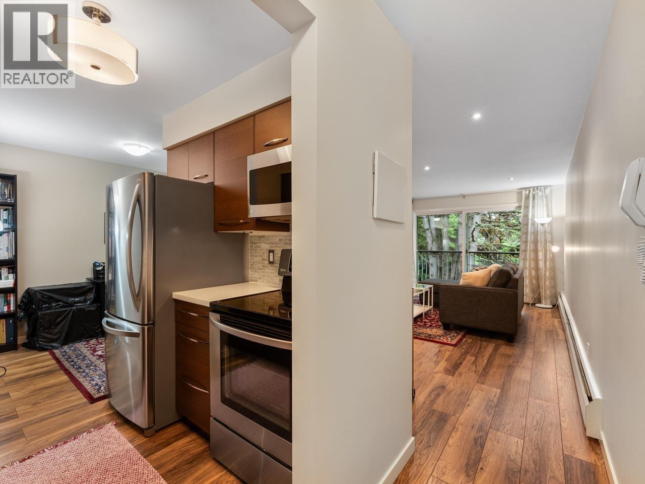 305 1611 E 3rd Street, Vancouver, British Columbia  V5N 1H1 - Photo 9 - R3121923