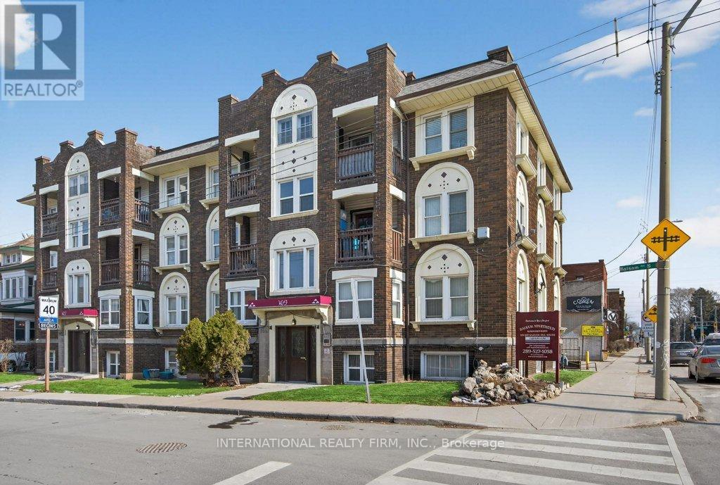 4 - 109 Balsam Avenue S, Hamilton, Ontario  L8M 3B2 - Photo 5 - X12995278