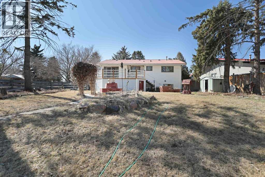 40 Charlesworth Crescent E, Brooks, Alberta  T1R 0H3 - Photo 38 - A2300054