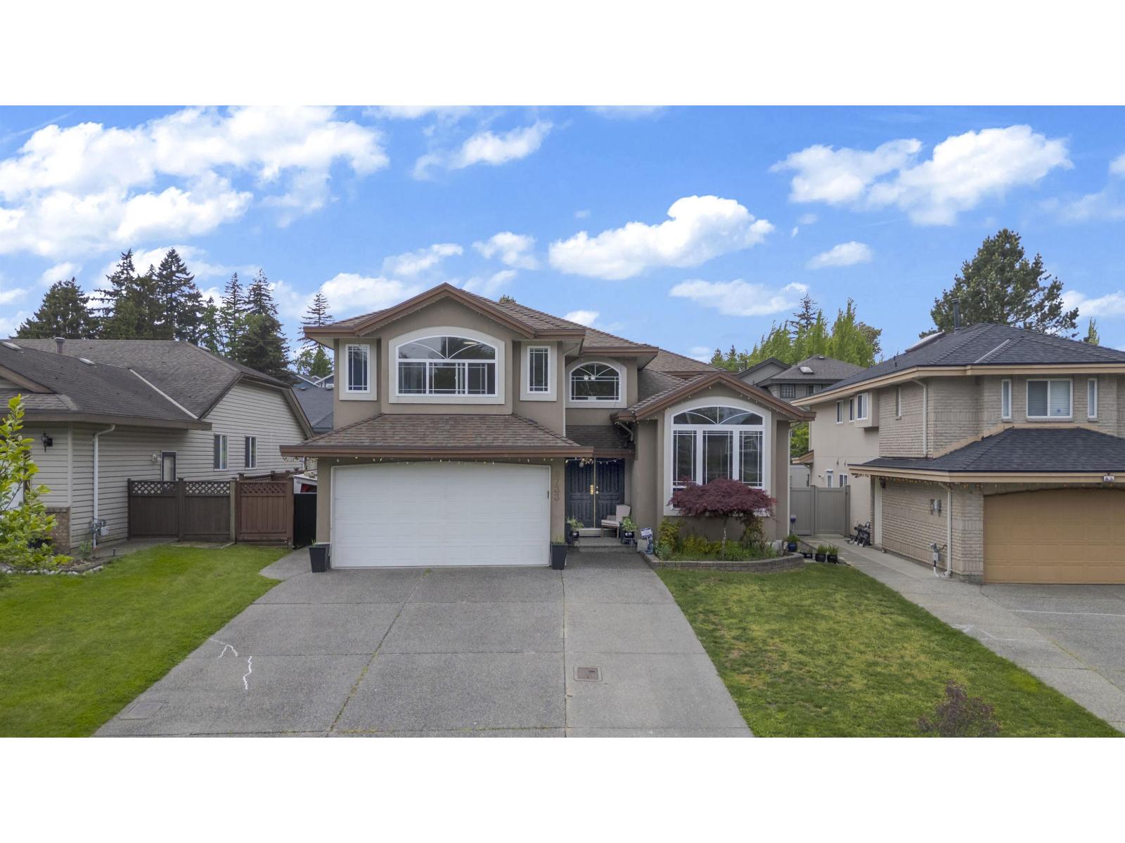 8733 162A STREET, Surrey, British Columbia