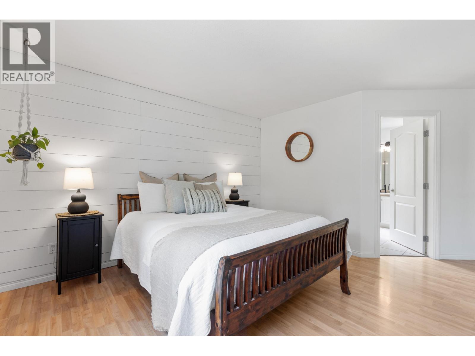 7463 Beechwood Street, Pemberton, British Columbia  V0N 2L1 - Photo 16 - R3122030