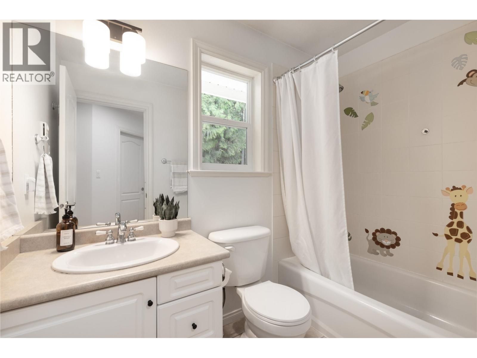 7463 Beechwood Street, Pemberton, British Columbia  V0N 2L1 - Photo 21 - R3122030