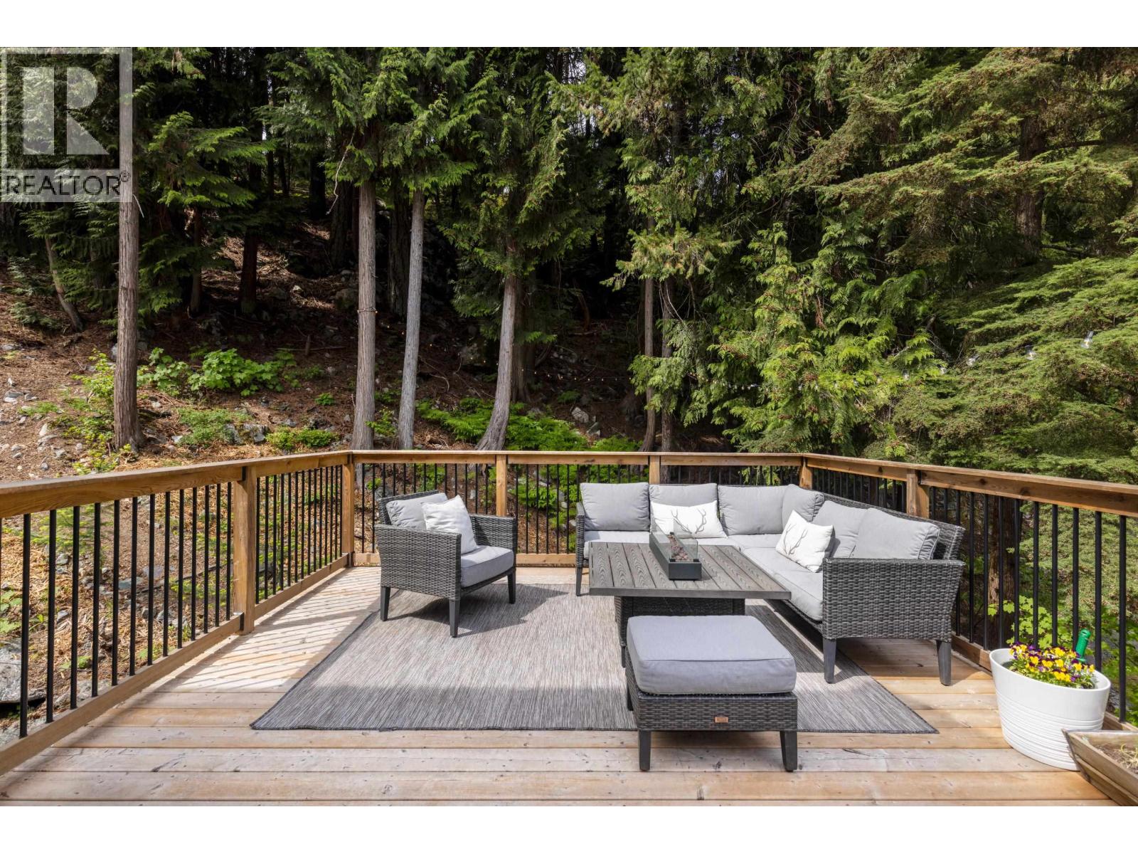 7463 Beechwood Street, Pemberton, British Columbia  V0N 2L1 - Photo 33 - R3122030