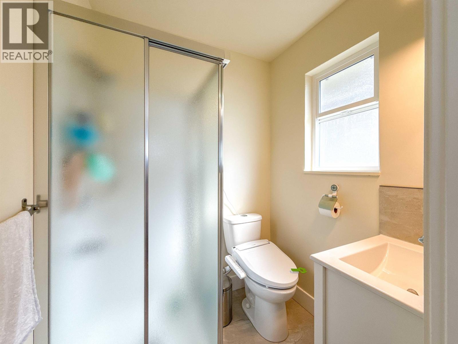 652 Shaw Avenue, Coquitlam, British Columbia  V3K 2R6 - Photo 21 - R3122041