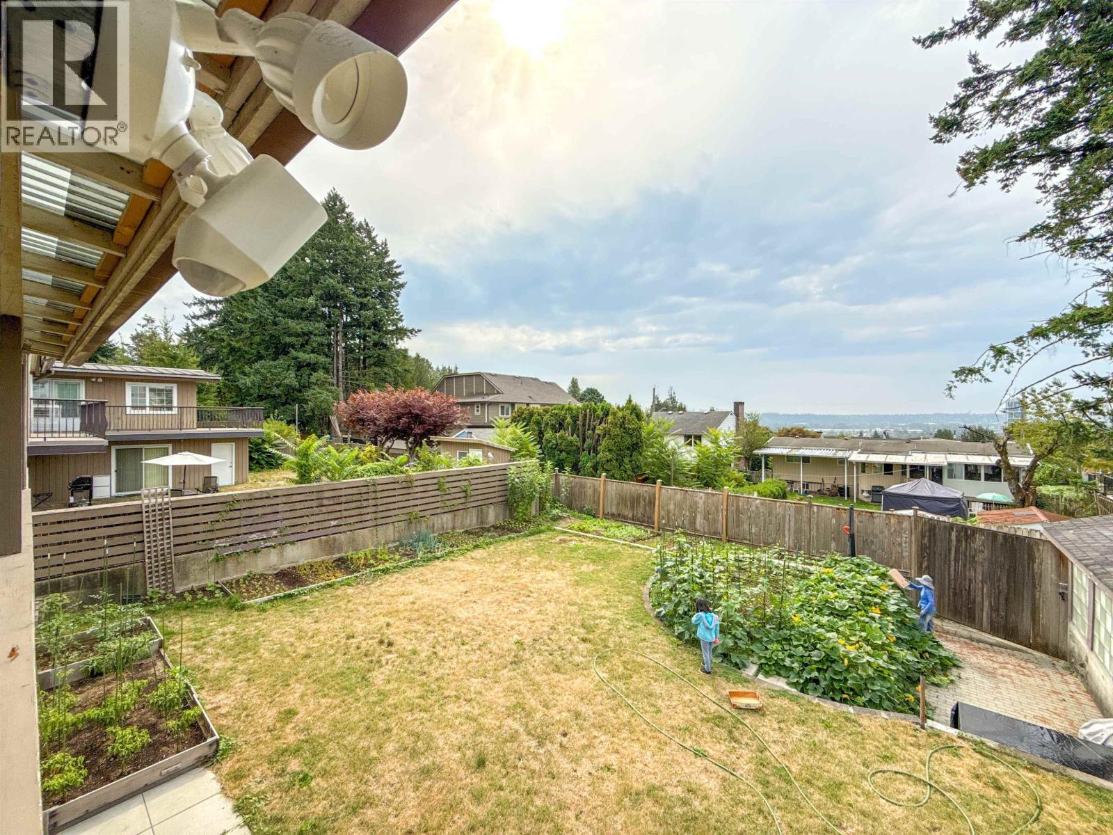 652 Shaw Avenue, Coquitlam, British Columbia  V3K 2R6 - Photo 25 - R3122041
