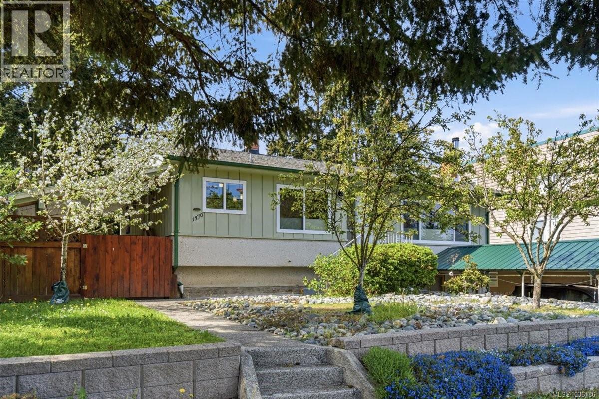 1370 Graham Cres, Nanaimo, British Columbia  V9S 2E3 - Photo 1 - 1036186