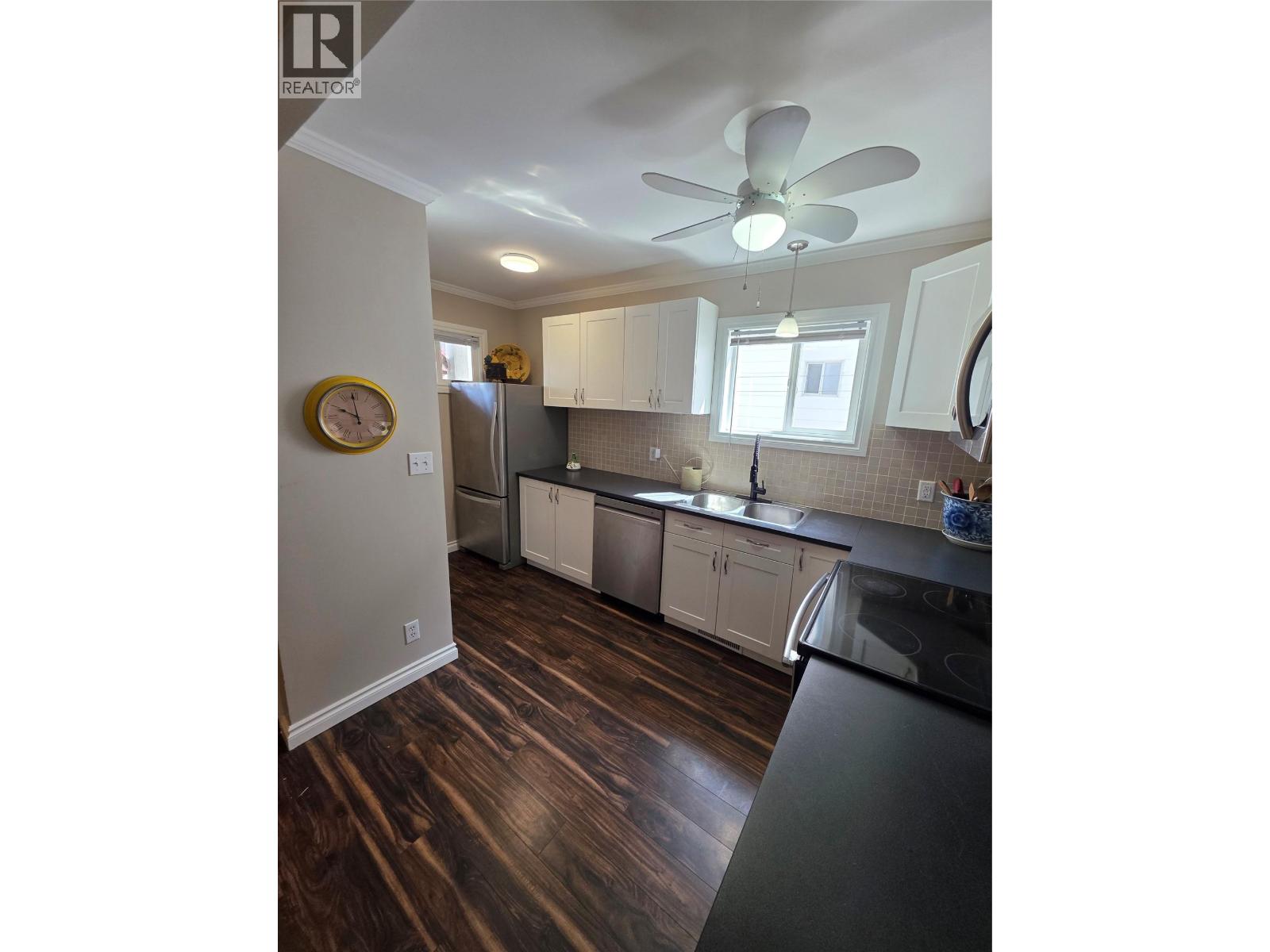 1767 Second Avenue, Trail, British Columbia  V1R 1M6 - Photo 10 - 10380105
