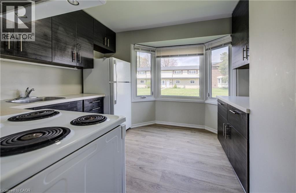 160 Jansen Avenue Unit# 32, Kitchener, Ontario N2A 2L7 - Photo 11 - 40829041