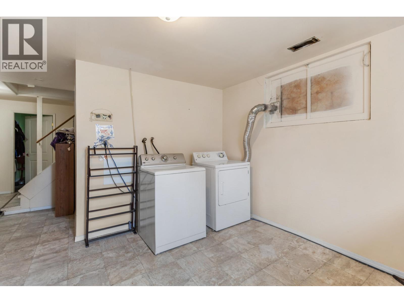 1027 Carney Street, Prince George, British Columbia  V2M 2L1 - Photo 12 - R3121905