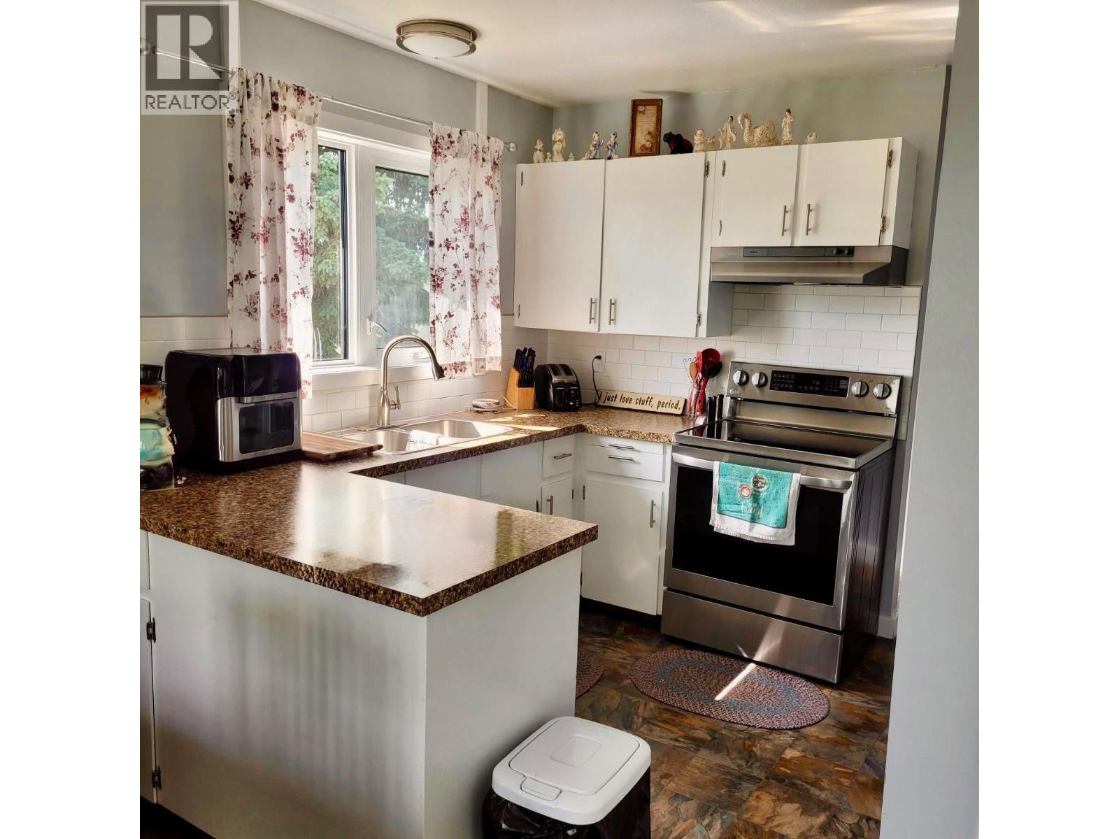 1036 121 Avenue, Dawson Creek, British Columbia