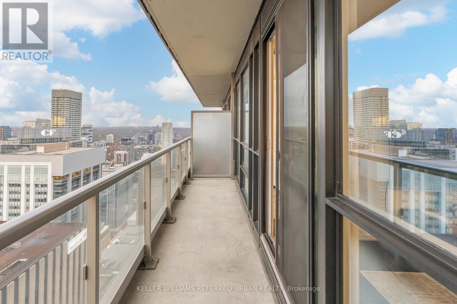 5217 - 70 Temperance Street S, Toronto, Ontario  M5H 0B1 - Photo 3 - C13070484