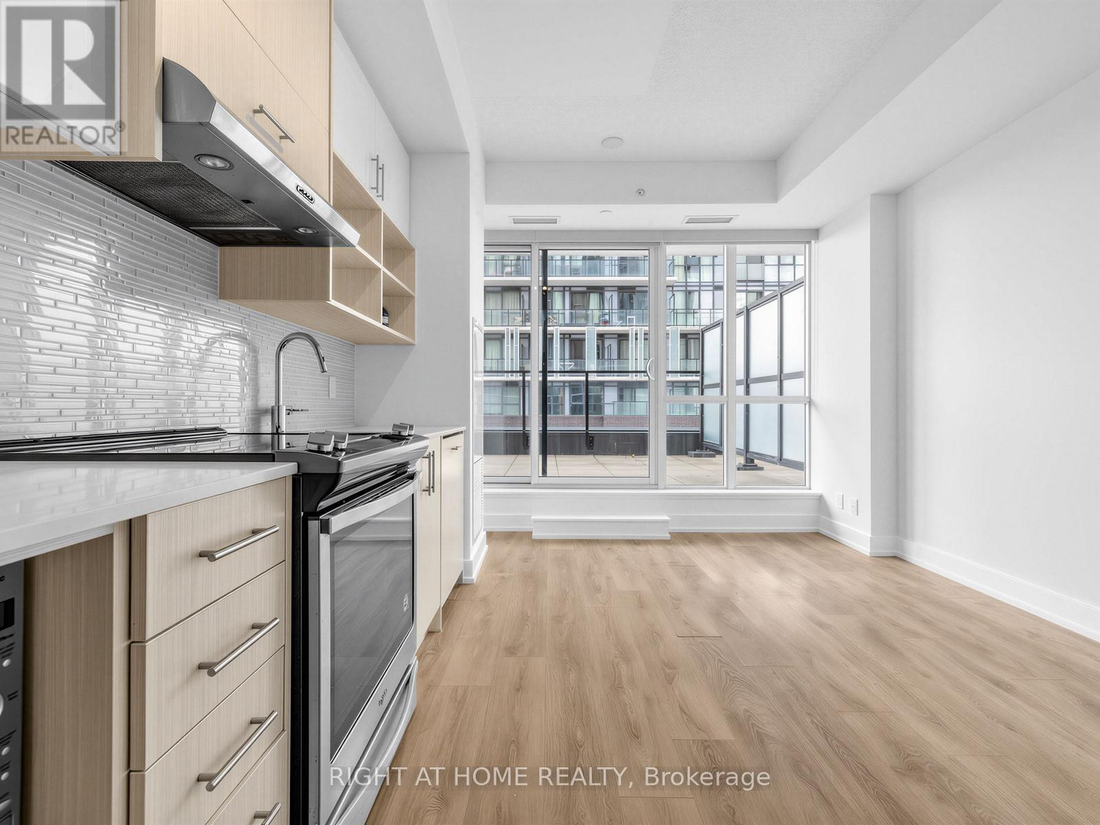 509 - 128 Fairview Mall Drive, Toronto, Ontario  M2J 2Z1 - Photo 2 - C13109788