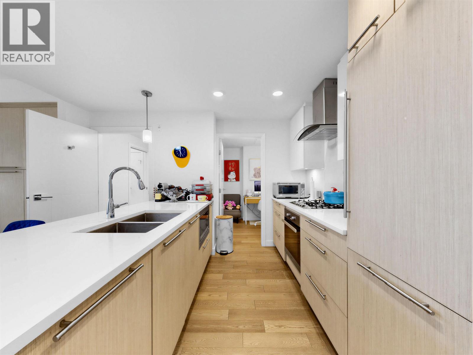 304 4963 Cambie Street, Vancouver, British Columbia  V5Z 0H5 - Photo 8 - R3122012
