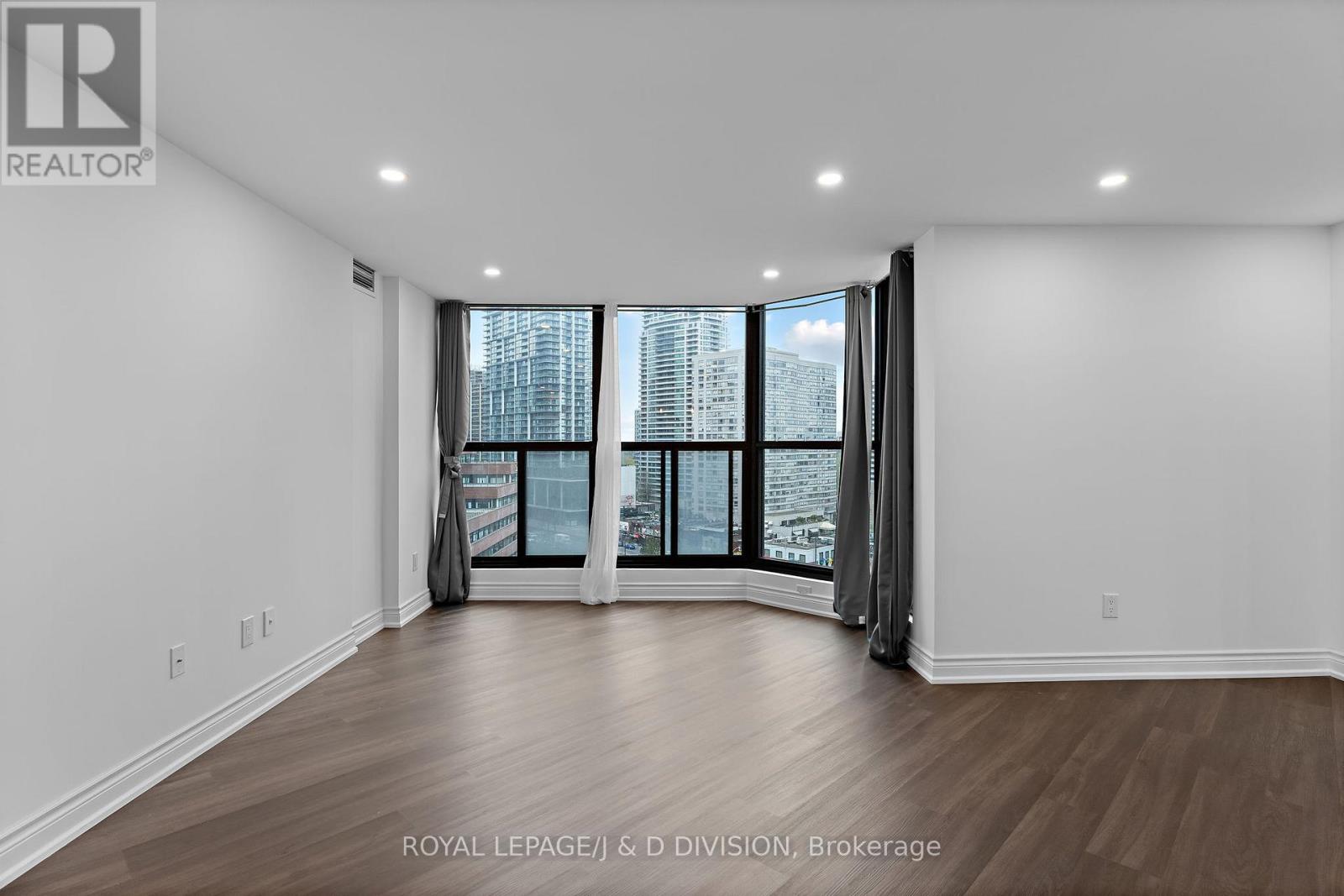 1201 - 33 Elmhurst Avenue, Toronto, Ontario  M2N 6G8 - Photo 13 - C13112866