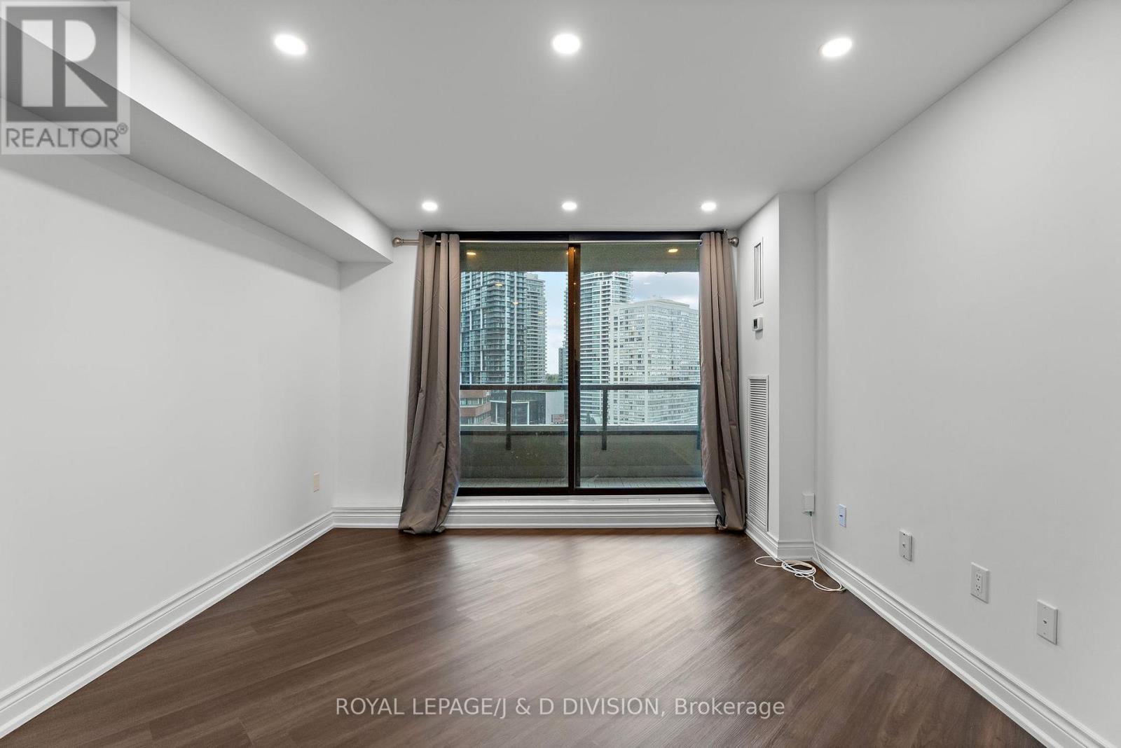 1201 - 33 Elmhurst Avenue, Toronto, Ontario  M2N 6G8 - Photo 19 - C13112866