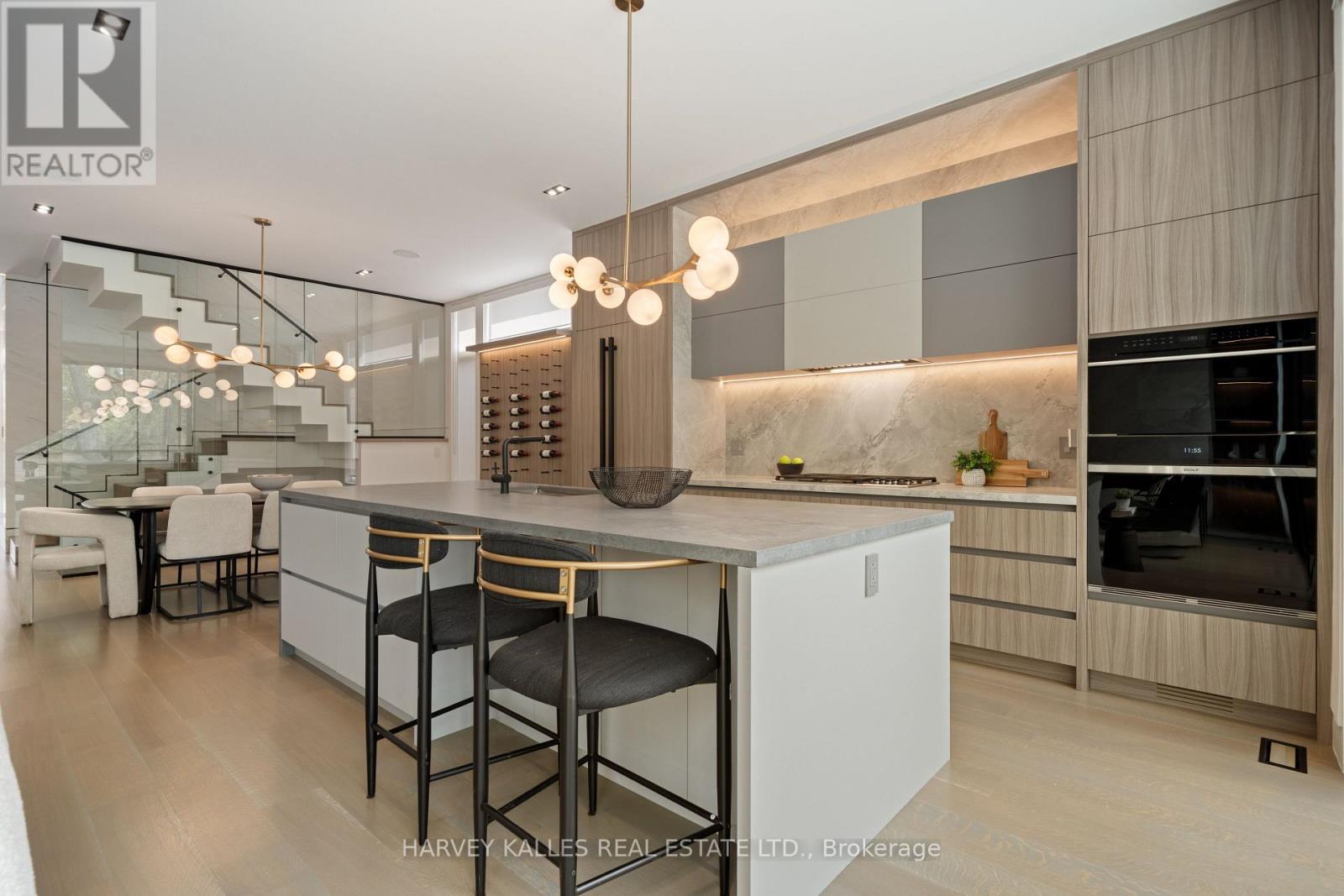 52 Elmsthorpe Avenue, Toronto, Ontario  M5P 2L7 - Photo 16 - C13112872