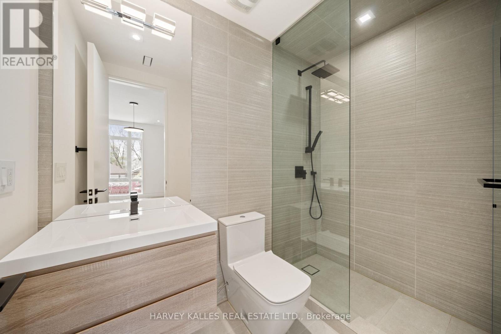 52 Elmsthorpe Avenue, Toronto, Ontario  M5P 2L7 - Photo 32 - C13112872