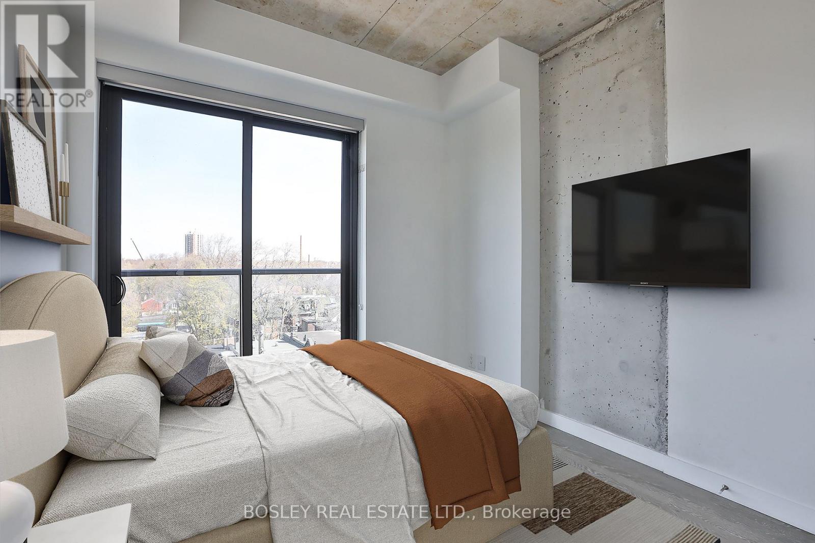 Ph 714 - 246 Logan Avenue, Toronto, Ontario  M4M 0E9 - Photo 11 - E13112902