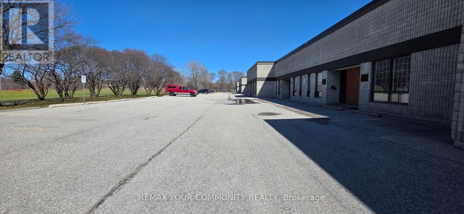 7 - 689 Warden Avenue, Toronto, Ontario  M1L 4R6 - Photo 2 - E13112980