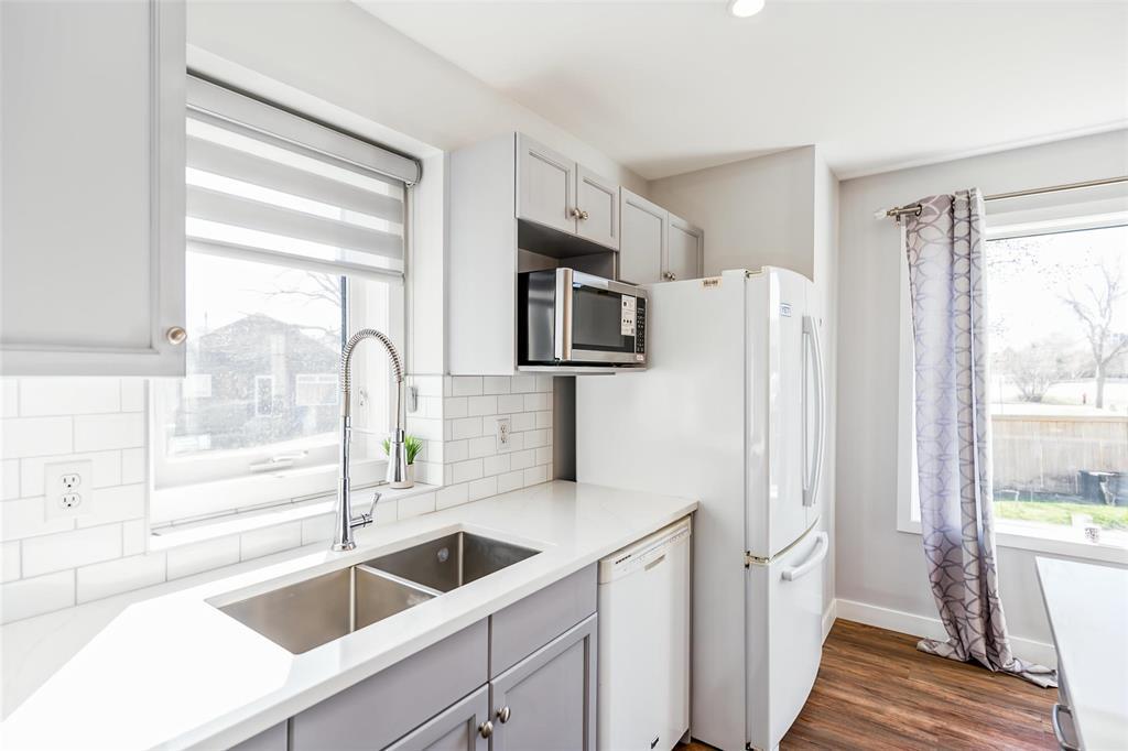 68 High Lake Bay, Winnipeg, Manitoba R3T 5T2 - Photo 14 - 202610107