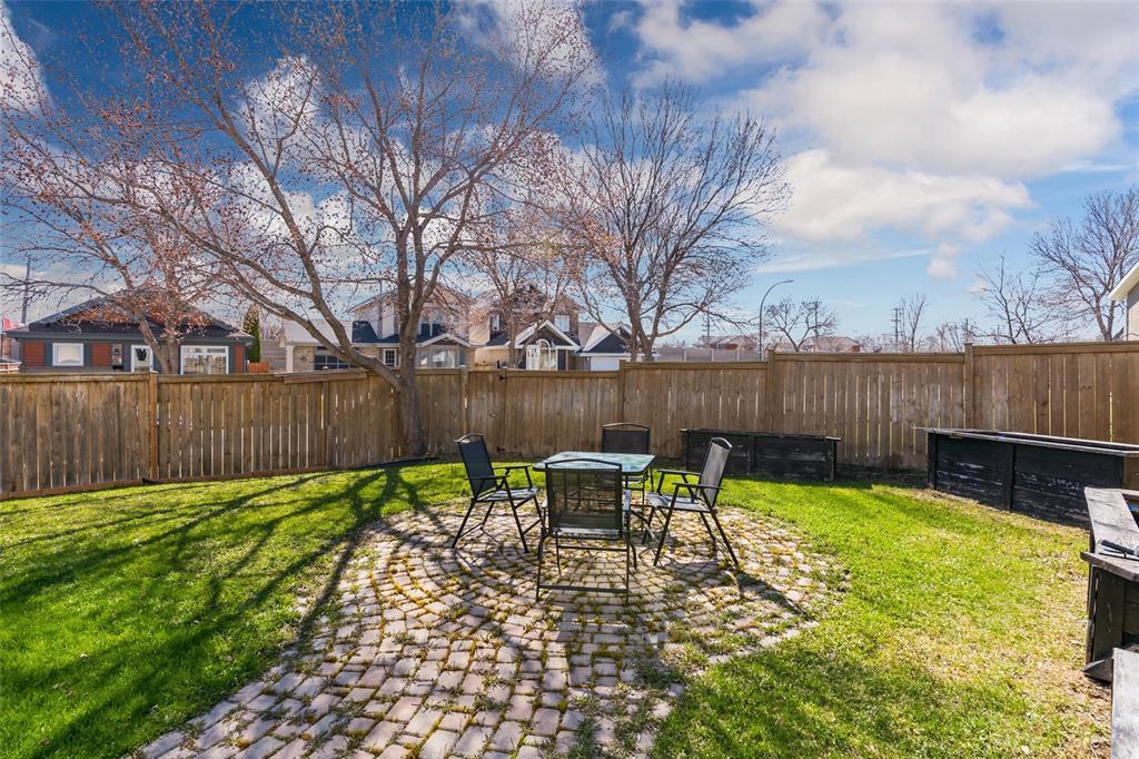 68 High Lake Bay, Winnipeg, Manitoba R3T 5T2 - Photo 38 - 202610107