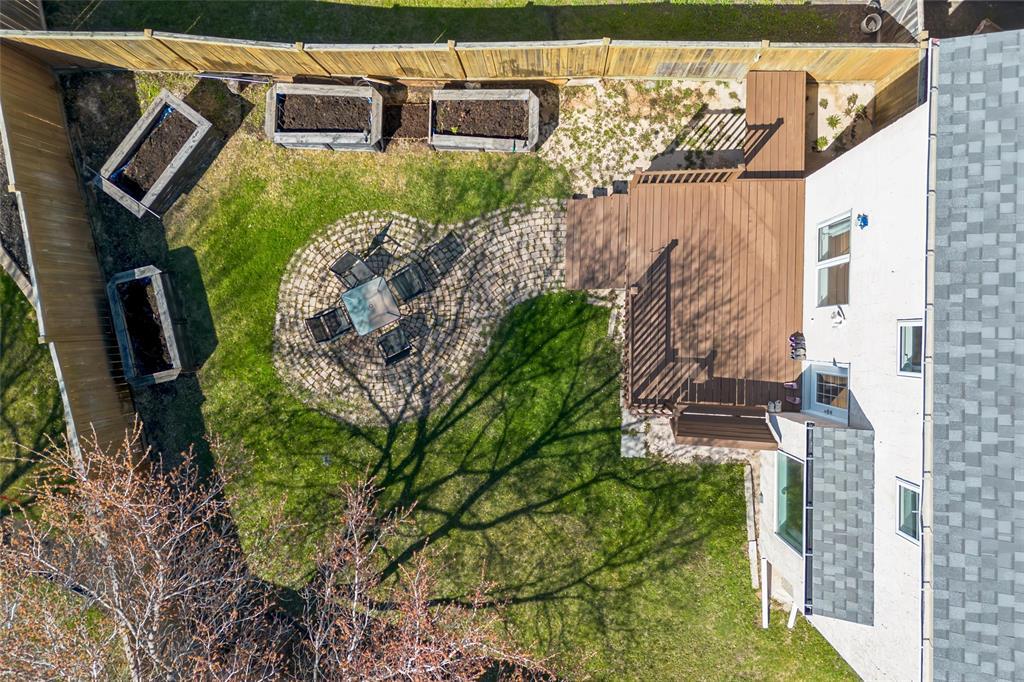 68 High Lake Bay, Winnipeg, Manitoba R3T 5T2 - Photo 43 - 202610107