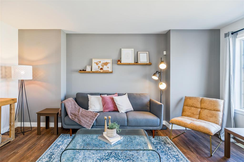 68 High Lake Bay, Winnipeg, Manitoba R3T 5T2 - Photo 6 - 202610107