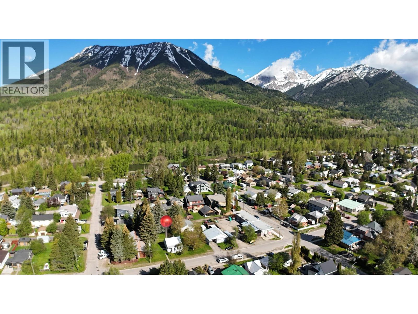 621 9th Avenue, Fernie, British Columbia V0B 1M0 - Photo 24 - 10386266