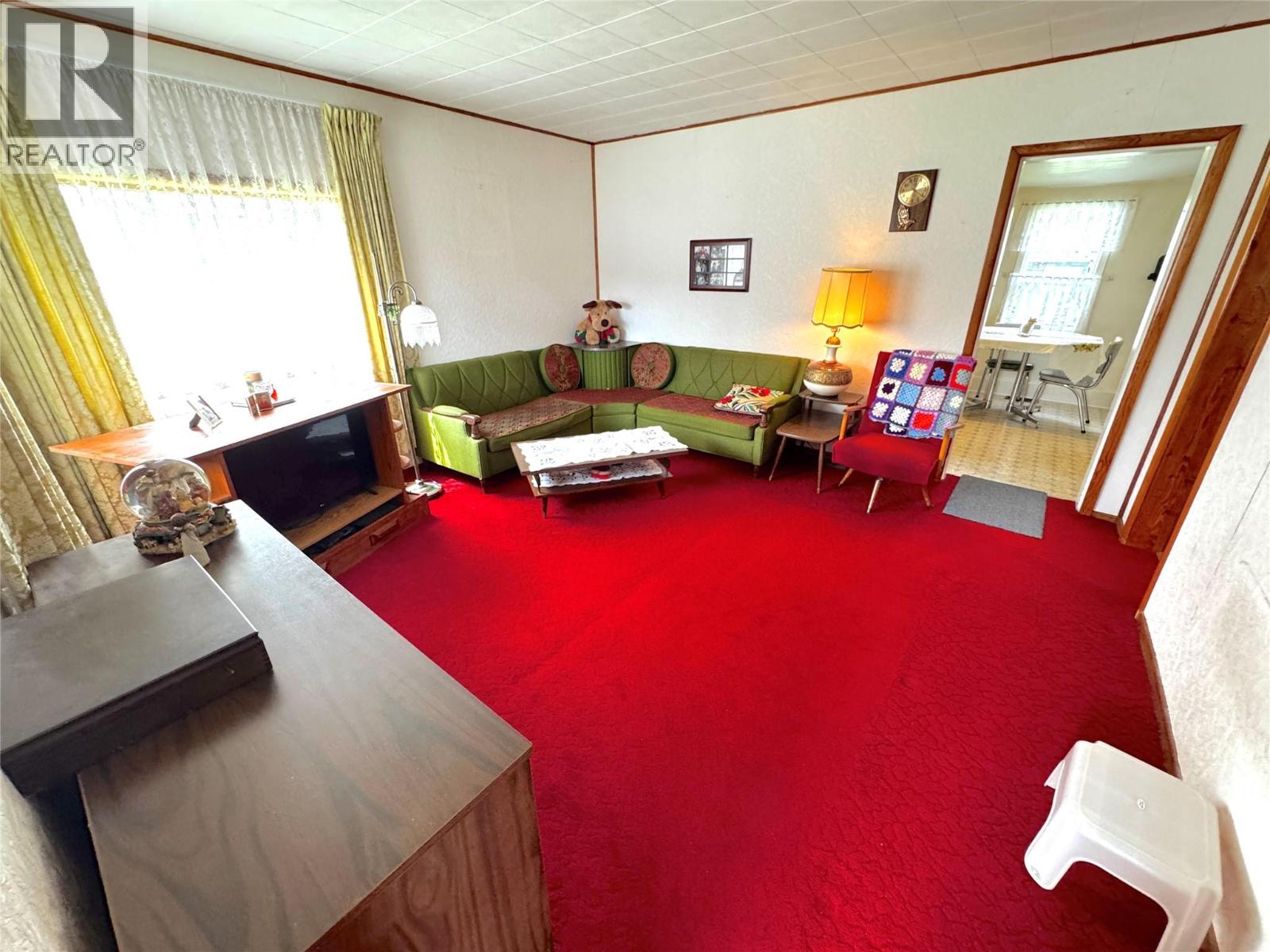621 9th Avenue, Fernie, British Columbia V0B 1M0 - Photo 2 - 10386266