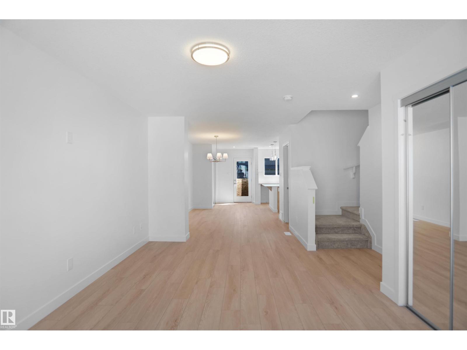19445 22 Av NW, Edmonton, Alberta  T6M 3J3 - Photo 4 - E4473956