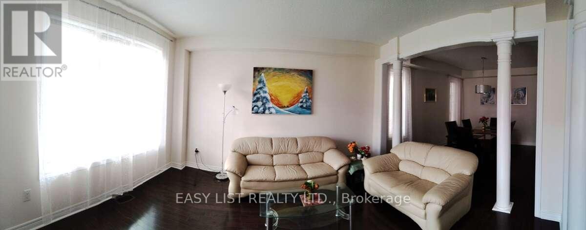 16 Grovewood Street, Richmond Hill, Ontario  L4E 4X4 - Photo 18 - N13112878