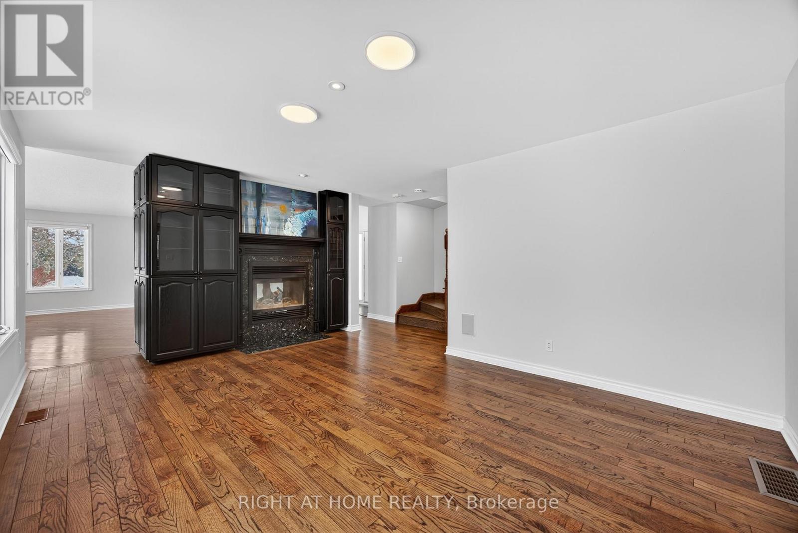 54 Highland Drive, Oro-Medonte, Ontario  L0L 2L0 - Photo 12 - S13112972