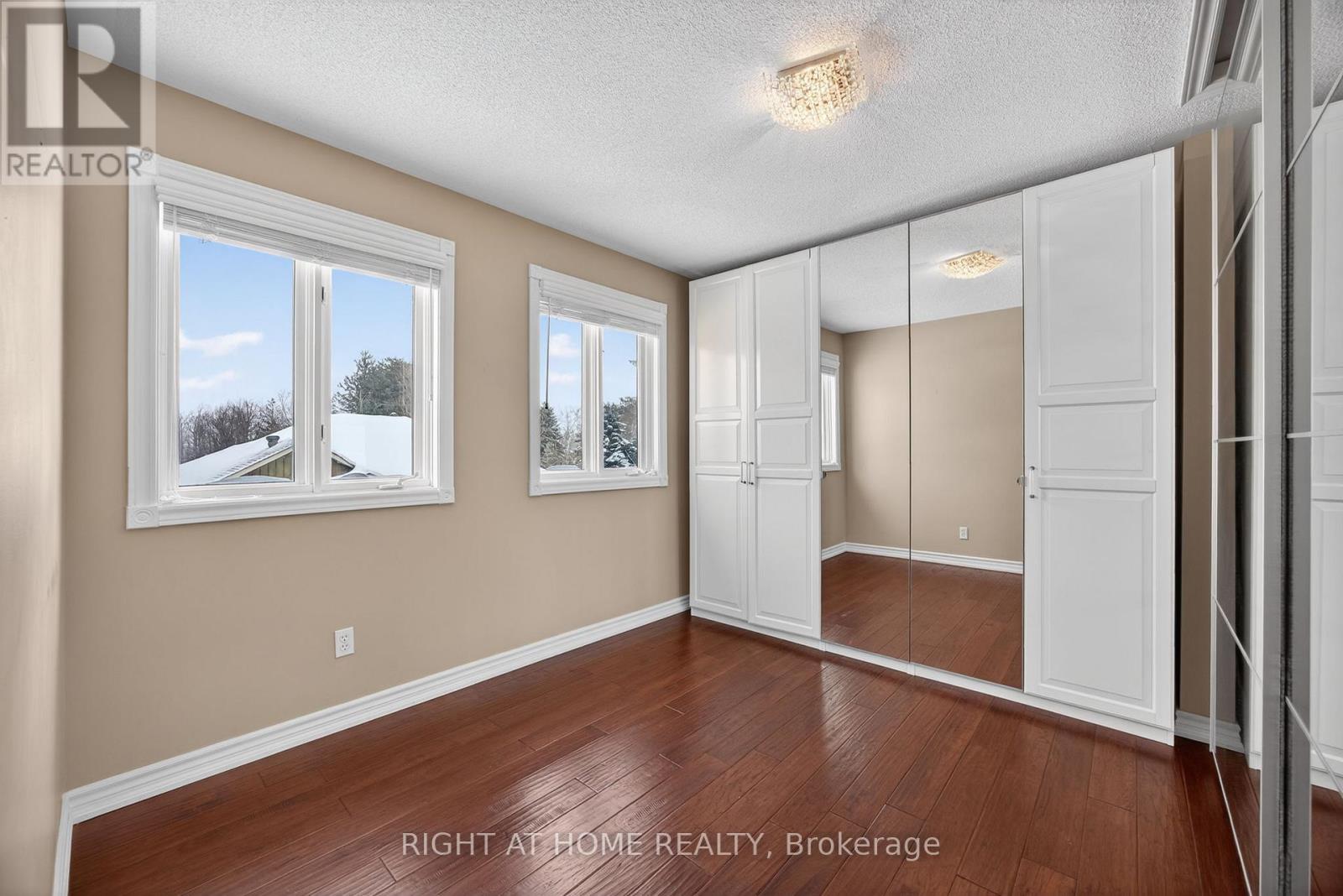 54 Highland Drive, Oro-Medonte, Ontario  L0L 2L0 - Photo 33 - S13112972