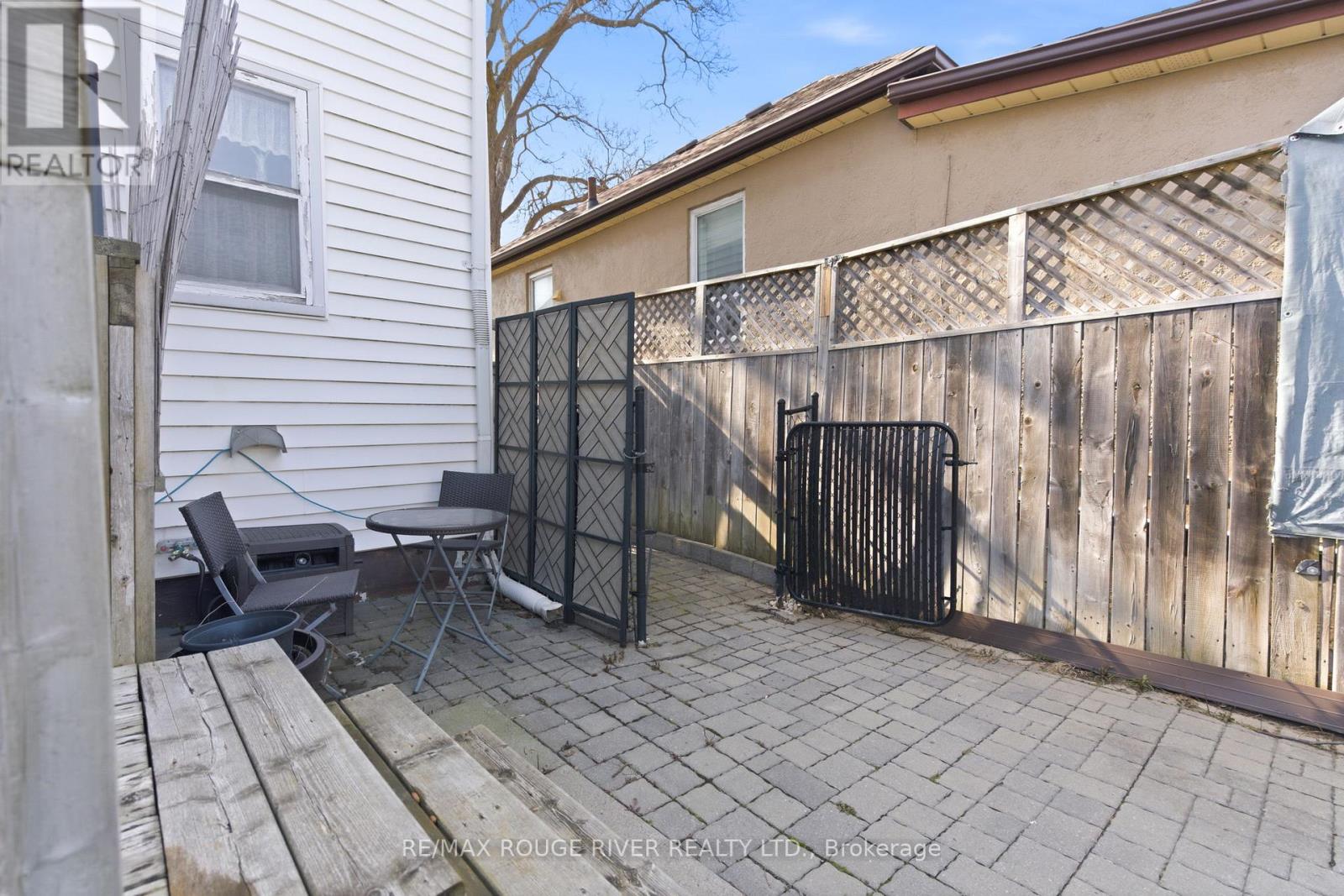 195 Burk Street, Oshawa (Vanier), Ontario  L1J 4C2 - Photo 30 - E13113276
