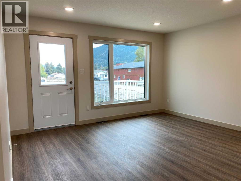 2131 128 Street, Blairmore, Alberta T0K 0E0 - Photo 12 - A2253833