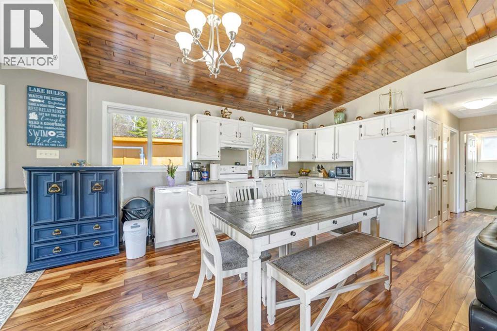 70 Sandy Beach, Sandy Beach, Saskatchewan  S9V 1P4 - Photo 6 - A2310004