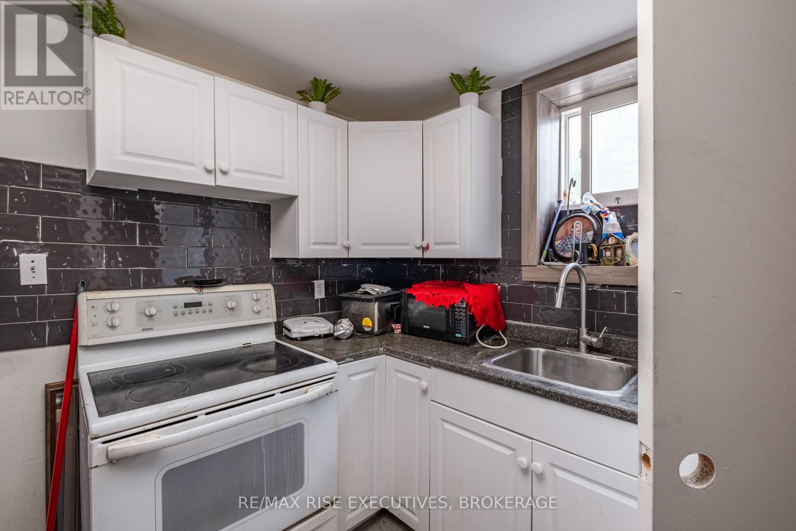 61 Seventh Avenue, Kingston, Ontario  K7K 2M5 - Photo 5 - X13113172