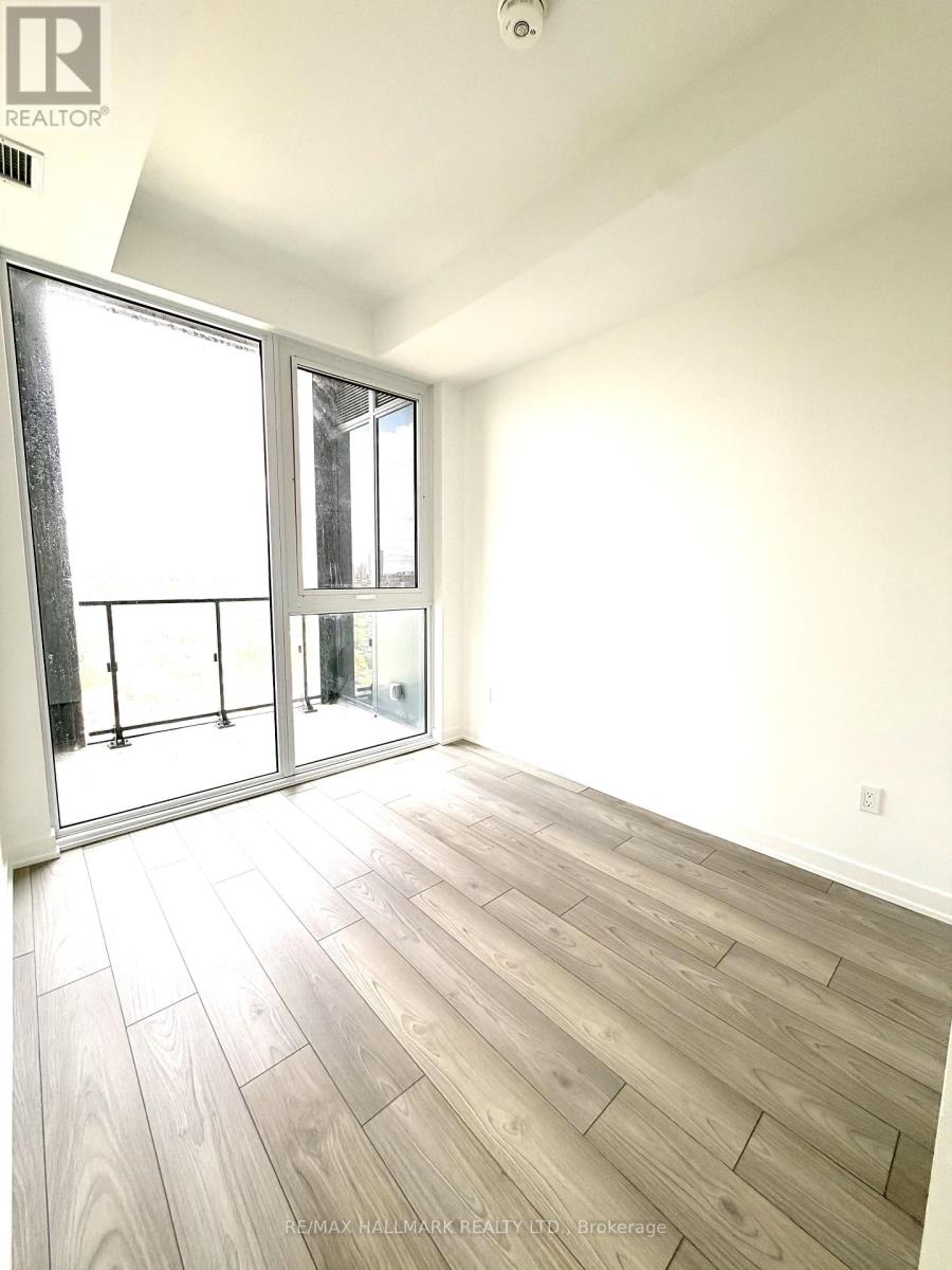 1007 The Queensway Avenue, Toronto, Ontario  M8Z 0H4 - Photo 12 - W13112856