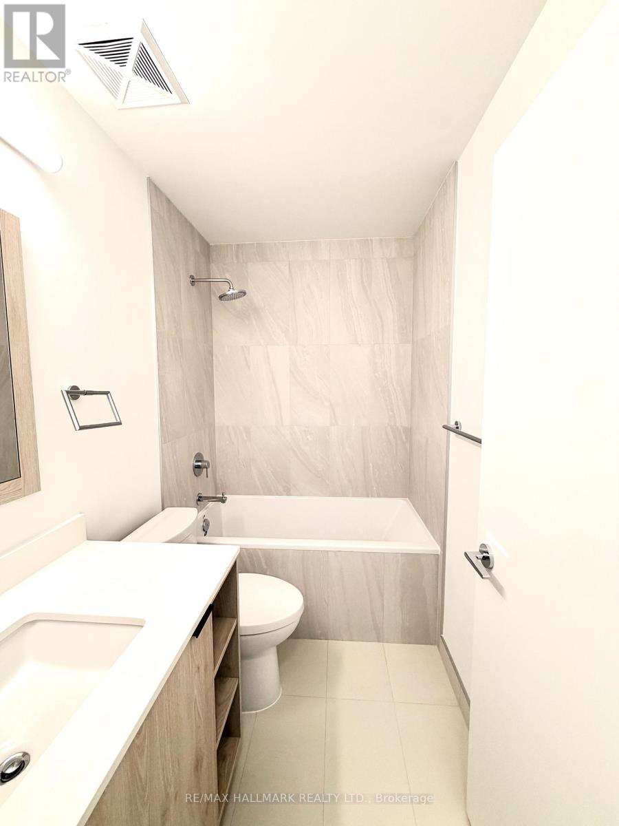 1007 The Queensway Avenue, Toronto, Ontario  M8Z 0H4 - Photo 16 - W13112856