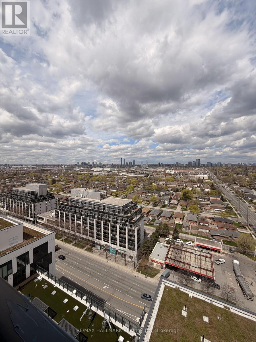 1007 The Queensway Avenue, Toronto, Ontario  M8Z 0H4 - Photo 4 - W13112856
