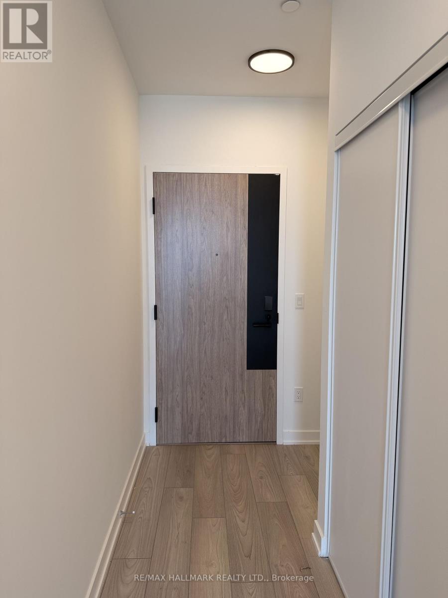 1007 The Queensway Avenue, Toronto, Ontario  M8Z 0H4 - Photo 5 - W13112856